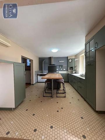 Maison à louer 5 pièces 117.43m² Gignac (46600)