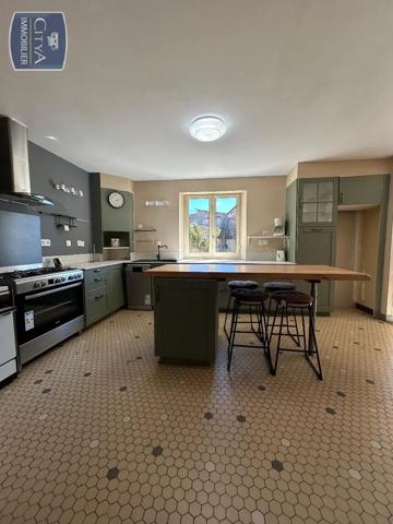 Maison à louer 5 pièces 117.43m² Gignac (46600)