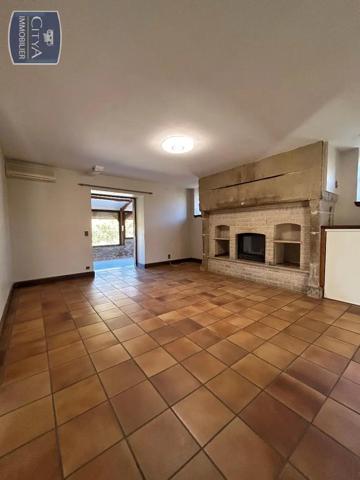 Maison à louer 5 pièces 117.43m² Gignac (46600)