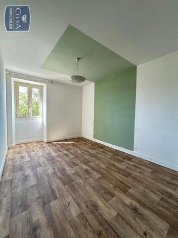 Maison à louer 5 pièces 117.43m² Gignac (46600)