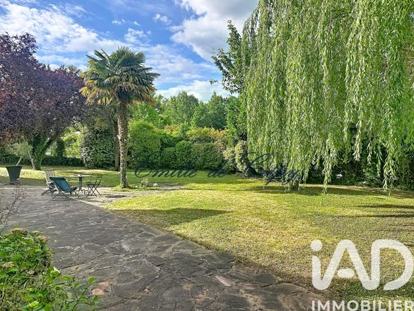 Maison à vendre 7 pièces 178 m² Saint-Cyr-en-Val