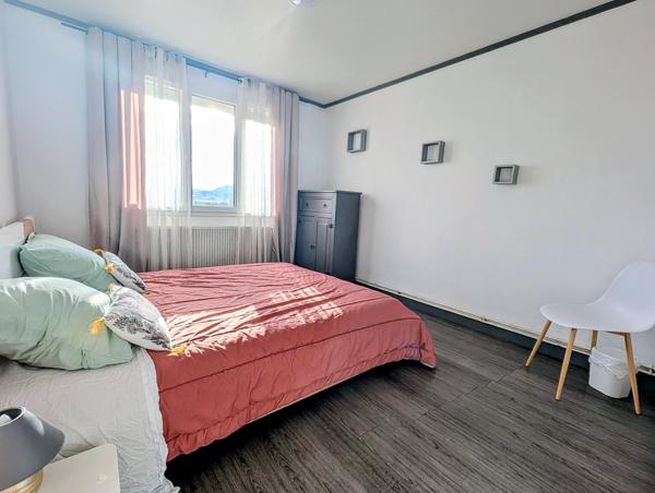 Vente / Appartement T4