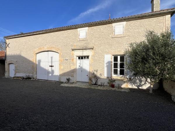 Maison à vendre |  La Rochette |  11 pièces | 286 m²