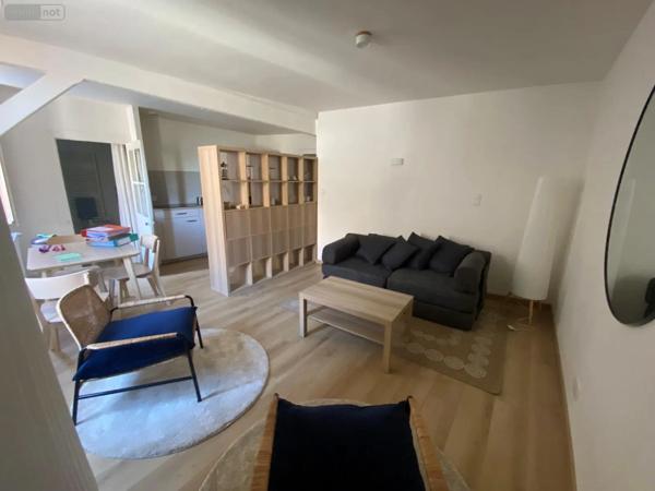 Location - Appartement Cluny 71250 3 pièces 58 m 2