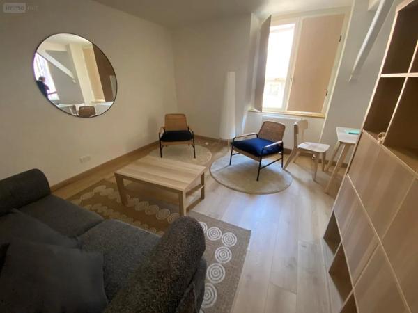 Location - Appartement Cluny 71250 3 pièces 58 m 2