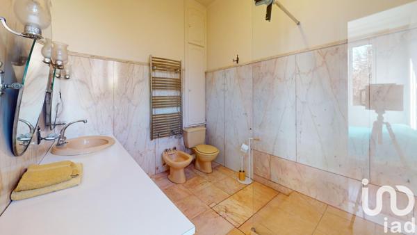 Maison d’architecte 8 pièces de 188 m² à Clermont-Ferrand (63100)