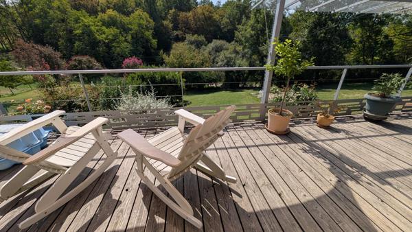 Maison avec piscine sur 7 000 m² sans vis-à-vis
