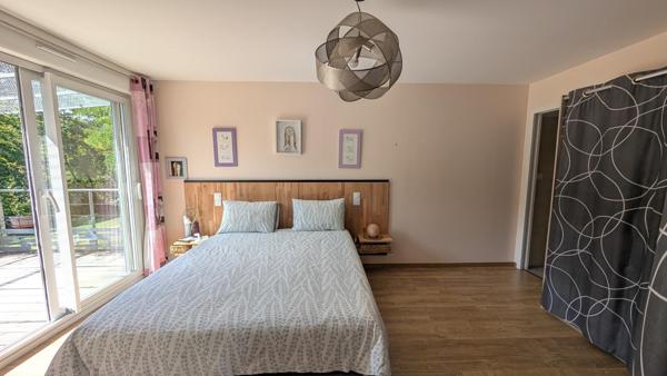 Maison avec piscine sur 7 000 m² sans vis-à-vis