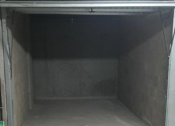 Stationnement à louer    Villeurbanne