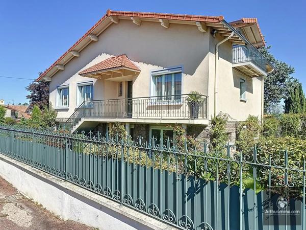 Vente Maison 7 pièces 280 m2 à Villerest