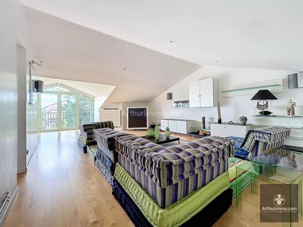 Vente Maison 7 pièces 280 m2 à Villerest