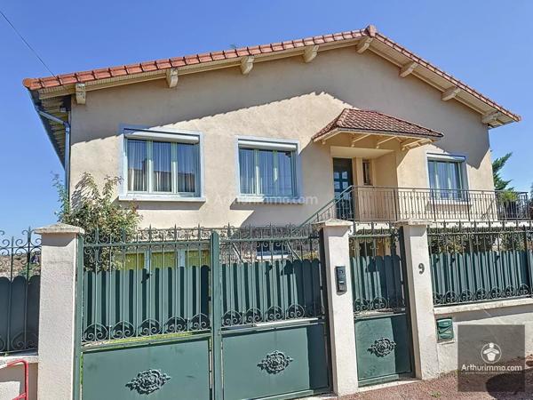 Vente Maison 7 pièces 280 m2 à Villerest