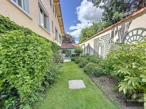 Vente Maison 7 pièces 280 m2 à Villerest