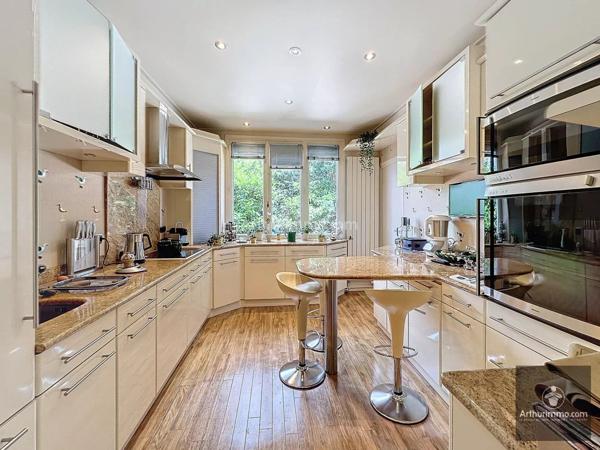 Vente Maison 7 pièces 280 m2 à Villerest