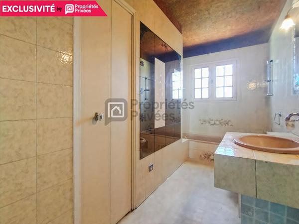 Maison Pins Justaret 5 pièce(s) 101.31 m2 avec sous-sol aménageable sur parcelle de 3000m²