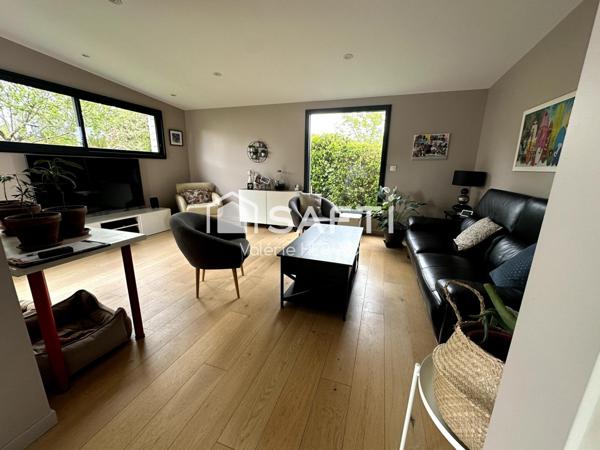 Le parfait équilibre entre confort, lumière et tranquillité pour toute la famille.