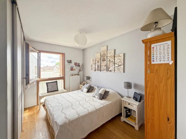 Superbe Duplex T4 - Double Terrasse - Parking - Entre Nansouty et Barrière de Bègles