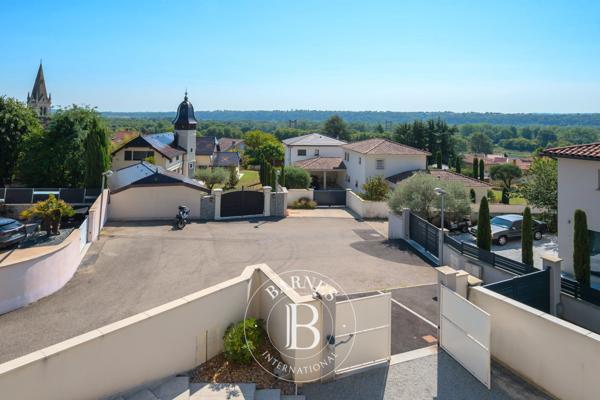 Vernaison, Maison 4 Chambres -  202 m² à vendre
