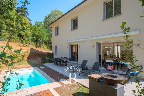 Vernaison, Maison 4 Chambres -  202 m² à vendre