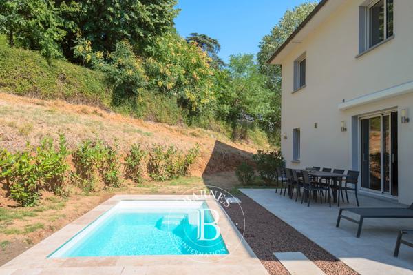 Vernaison, Maison 4 Chambres -  202 m² à vendre