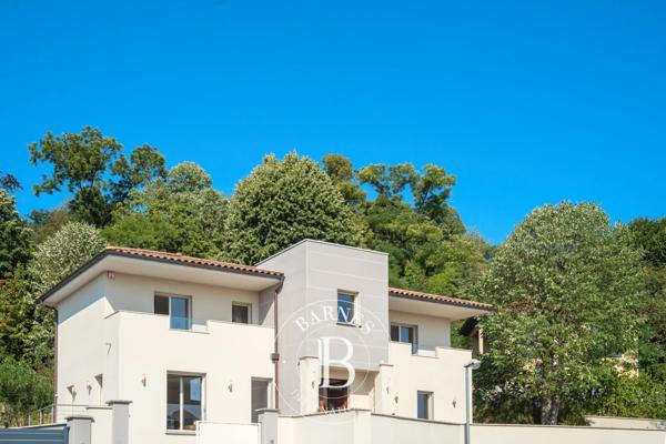 Vernaison, Maison 4 Chambres -  202 m² à vendre