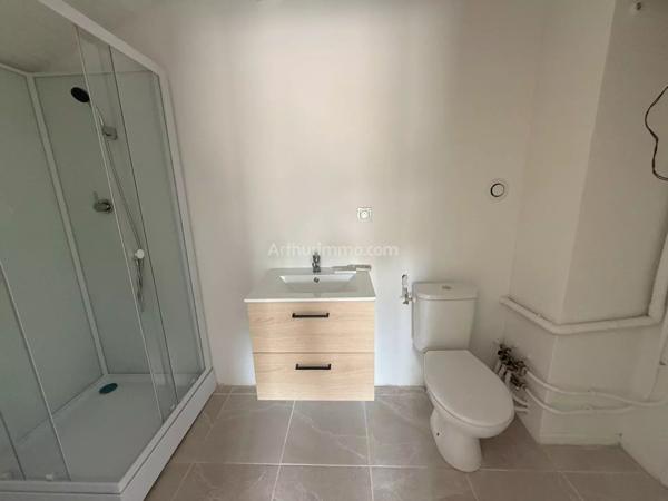 Location                                                      Duplex
                        
                     2 pièces                                         à Rognac