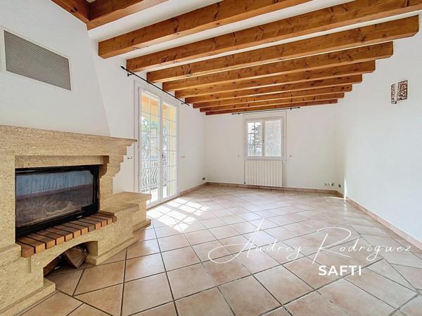 Maison rénovée – Charme, confort et calme