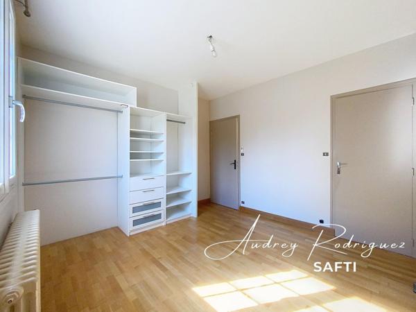 Maison rénovée – Charme, confort et calme