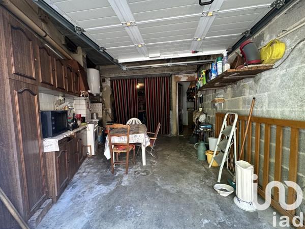 Maison de ville 4 pièces de 115 m² à Châteauneuf-du-Pape (84230)