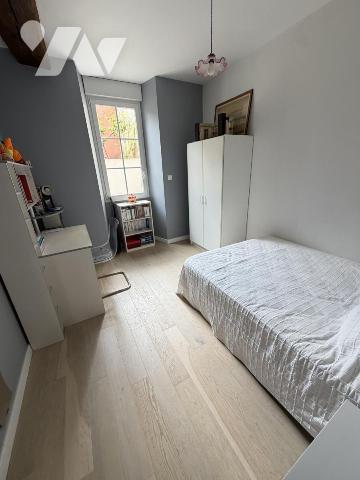 MAISON CENTRE-VILLE avec jardin et garage