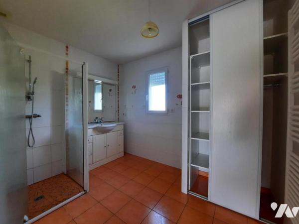 LA GARNACHE - Maison de plain-pied 