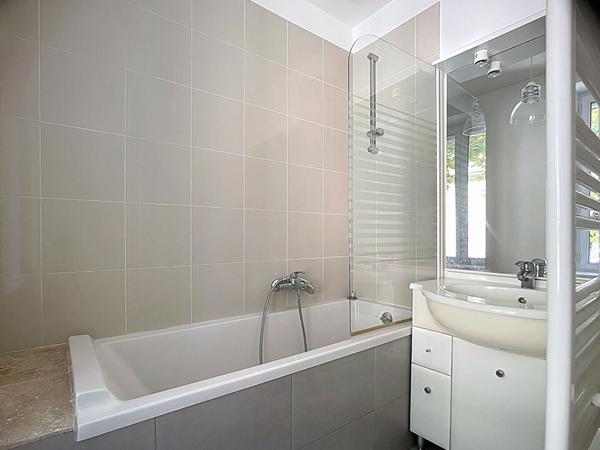 Maison d'Architecte à Vendre à Allauch - Un Bien d'Exception !