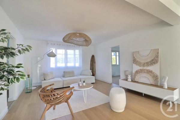 Appartement T3 à vendre  3 pièces - 77,15 m 2   LA BAULE  - 44
