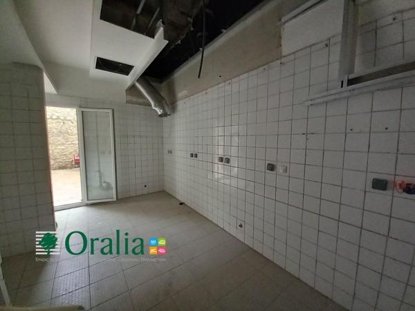 Local commercial · Location Marseille (13003) 69m²