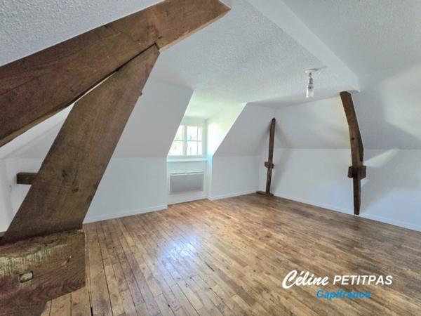 Appartement Duplex T3 – 63m² – Centre-ville de Montfort sur Meu