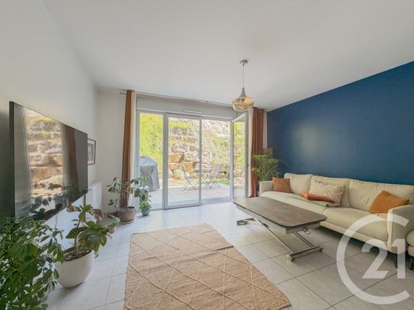 Appartement T2 à vendre  2 pièces - 49,37 m2 ST CYR AU MONT D OR - 69