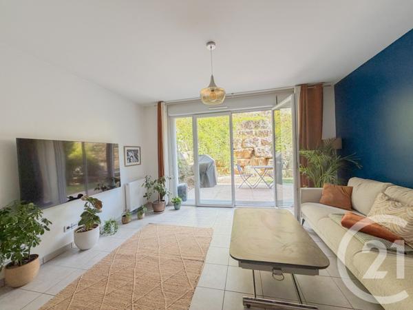 Appartement T2 à vendre  2 pièces - 49,37 m2 ST CYR AU MONT D OR - 69