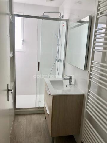 Maison individuelle rénovée – 2 chambres + bureau / chambre d’appoint – Jardin, garage et sous-sol complet – Charleville-Mézières