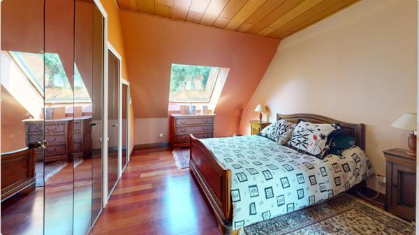 Maison Athis Mons 8 pièce(s) 354.10 m2