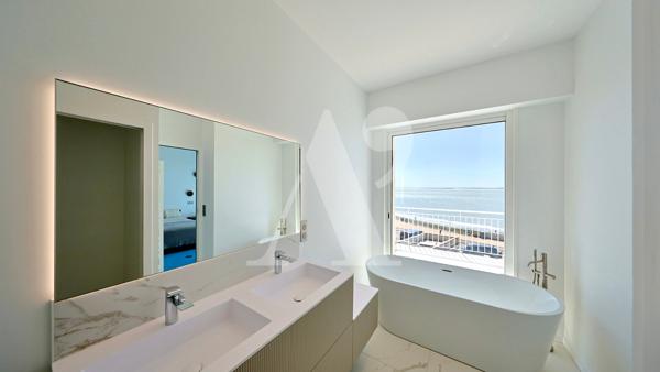 Architecture bord de mer - 1950/2024 - NC - Royan