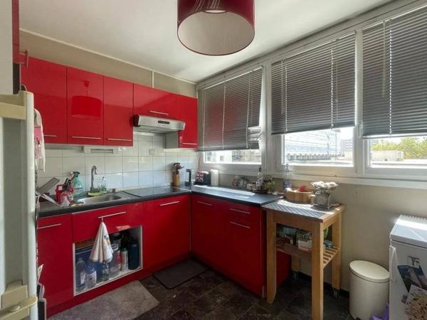 Appartement T3 meublé avec balcon et parking – Villeurbanne
