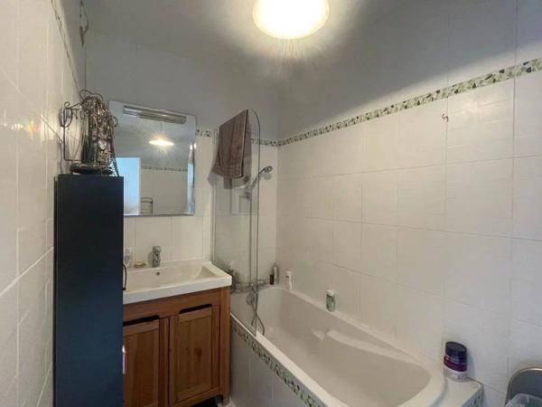 Appartement T3 meublé avec balcon et parking – Villeurbanne