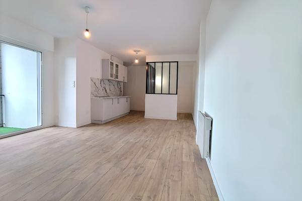 Appartement T2 bis rénové avec balcon, parking et cave - Quartier des Présidents aux Sables d'Olonne