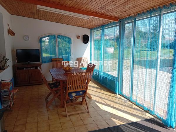 Maison à BEAUVOIR-SUR-NIORT, 79360 - 5 pièces 125m²