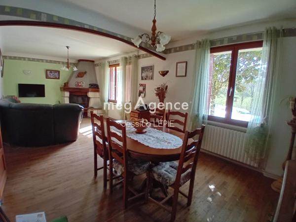 Maison à BEAUVOIR-SUR-NIORT, 79360 - 5 pièces 125m²