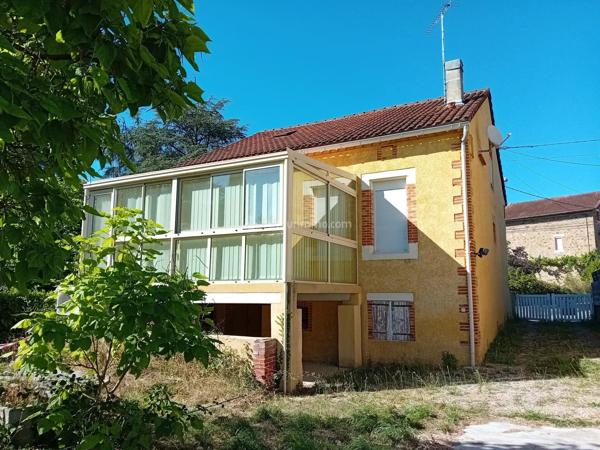 Vente                                                      Maison
                        
                     4 pièces                      102 m2                     à Blaye-les-Mines