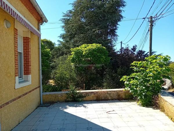 Vente                                                      Maison
                        
                     4 pièces                      102 m2                     à Blaye-les-Mines