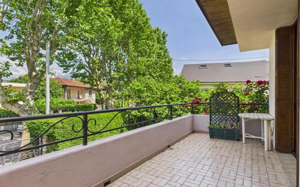 Maison à vendre    5 pièces •  Grenoble