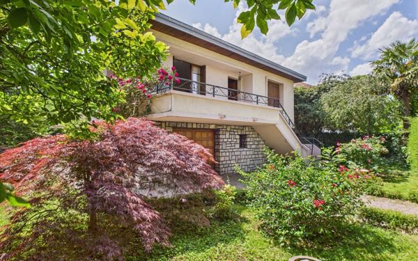 Maison à vendre    5 pièces •  Grenoble