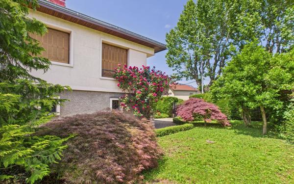 Maison à vendre    5 pièces •  Grenoble